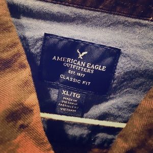 American Eagle Camo Long Sleeve Button Down